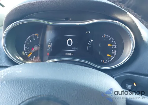 2018 Jeep Grand Cherokee Altitude 4X4 z USA, uszkodzony, nr VIN 1C4RJFAG1JC118030